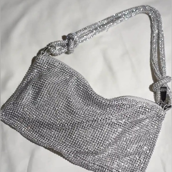 New - Picture 2 of 2